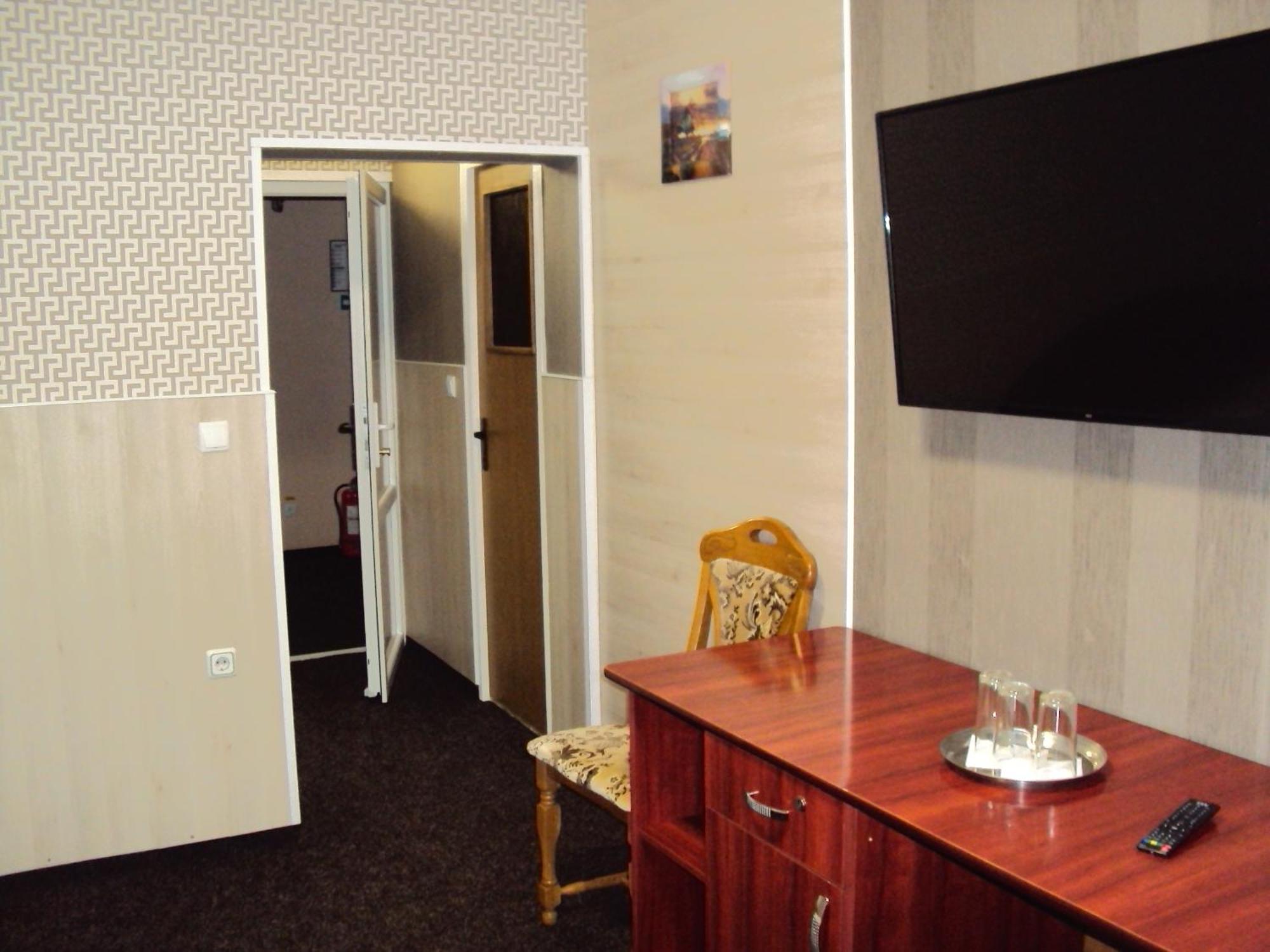 Pension Regal Satu Mare Ngoại thất bức ảnh